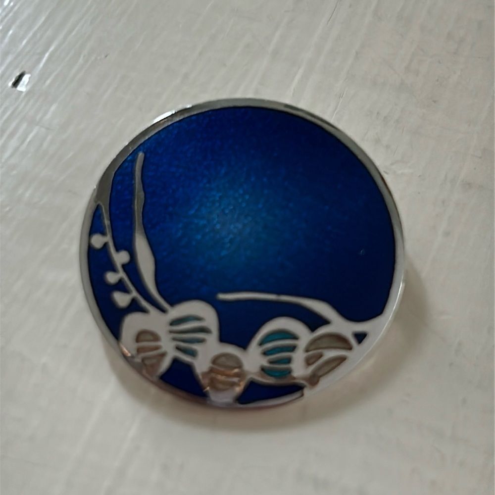 Modernist Vintage Passillé Sylvestre enamel brooch pin.